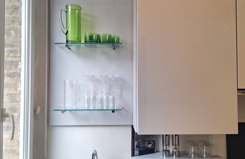 6th Arrondissement Apartment | Bright and charming Parisian apartment in the center of town