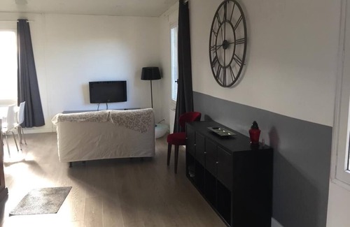 Gagny House | Bright and comfortable apartment close to Disney