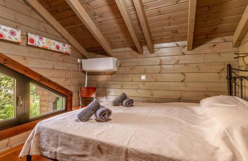 Kato Alepochori Ski Chalet | Bright and cozy cottage near the sea