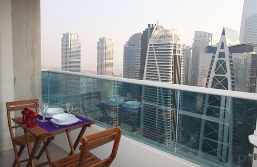 Jumeirah Lake Towers Apartment | Bright and cozy One bedroom flat in JLT