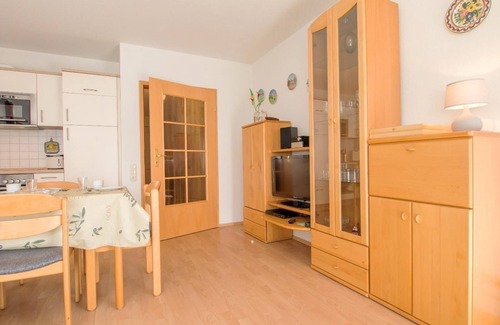 Zingst Apartment | Bright and friendly furnished apartment in a central and quiet location! -