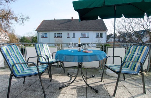 Zingst Apartment | Bright and friendly furnished apartment in a central and quiet location! -