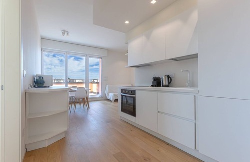 Savena Apartment | Bright and modern penthouse able of hosting up to 3 people, which boasts a large terrace with an unparalleled view of the Bolognese hills. The accommodation is located in a quiet residential area with low car traffic, near the Bellaria hospital. The pres