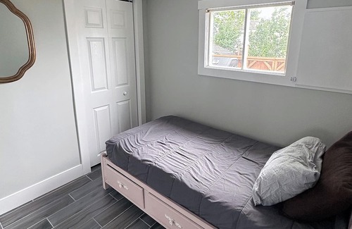 Grand Barachois House | Bright and peaceful cottage - short walk from the beach!