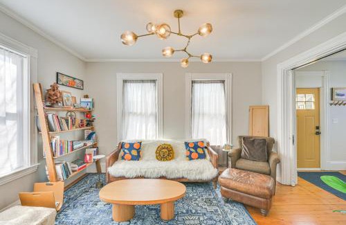 Watertown House | Bright and Pet-Friendly Home 2 Mi to Harvard Square