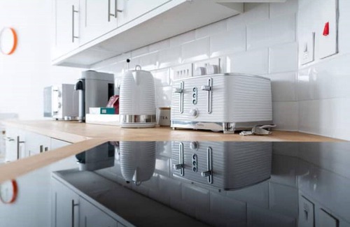 Sherborne Apartment | Bright and spacious 2-Bed Flat