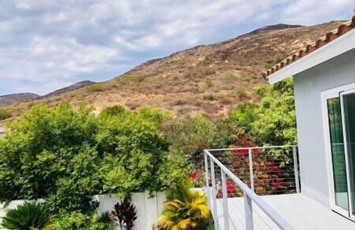 San Carlos House | Bright and spacious home with views, pool & spa.