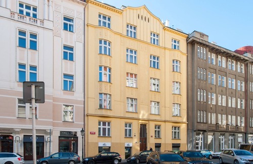 Josefov Apartment | Bright And Spacious Historical Two-Bedroom Apartment | Dusni