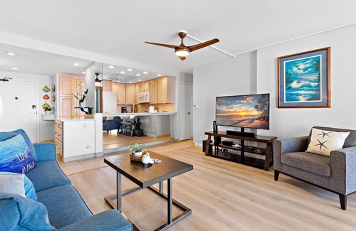 Kahana Condo | Bright and spacious oceanfront 2BD condo