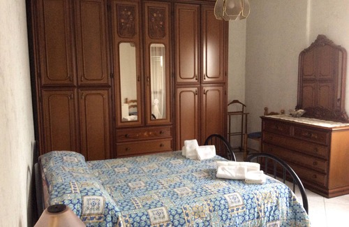 San Giuliano Milanese Apartment | Bright apartment 5 km from the center of Milan