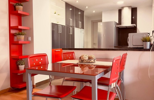 Mestalla Apartment | BRIGHT APARTMENT BETWEEN BEACH AND CITY
