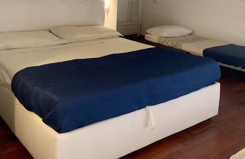 Calambrone Apartment | Bright apartment directly on the beach!
