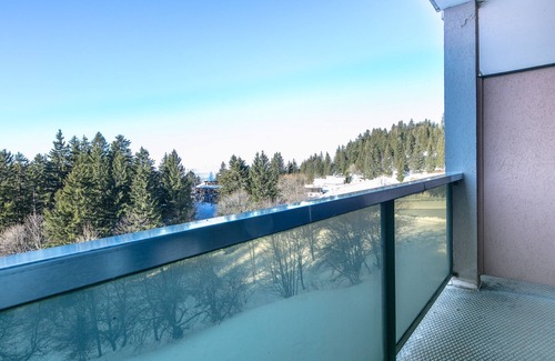 Vaulnaveys-le-Haut Apartment | Bright apartment for 5 ppl, balcony, close to the slopes