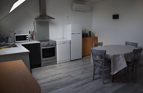 Saint-Evarzec Apartment | Bright apartment in the countryside, 10 minutes from the beaches