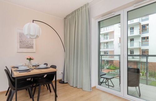 Emaus Apartment | Bright Apartment Gdansk by Renters