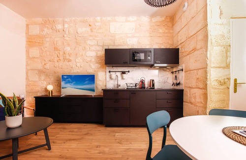 Bordeaux Sud Apartment | Bright apartment in hypercentre for 4 people