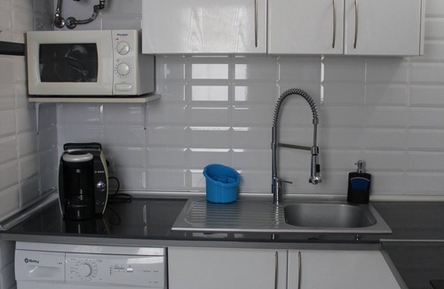 El Cabanyal Condo | Bright Apartment La Marina in Valencia