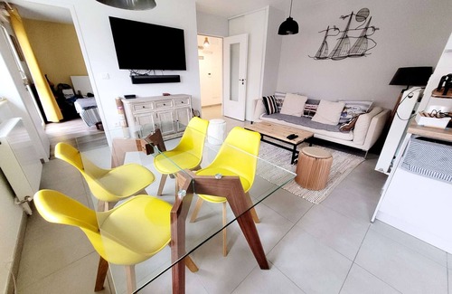 Wimereux Apartment | Bright apartment near the beach with parking and WIFI