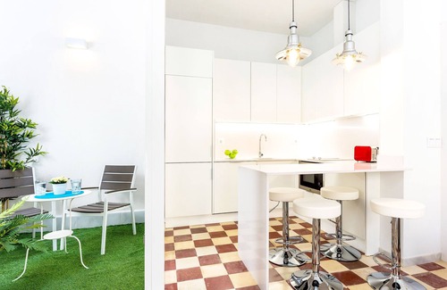 El Arenal Apartment | Bright apartment next to Cathedral. Galera II