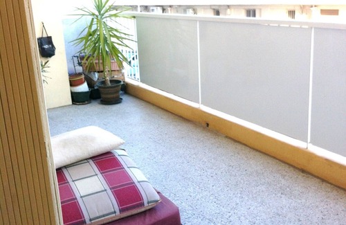 10th Arrondissement Apartment | Bright apartment, terrace and parking