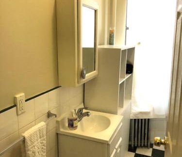 Brooklyn Apartment | Bright Artist 2 Bedroom - One block from Prospect Park - Across from the train