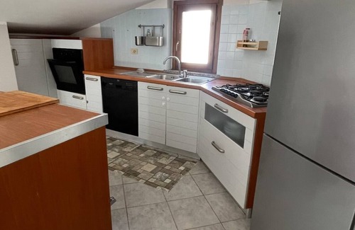 Montesilvano Apartment | Bright attic room 600 meters from the sea and the north Pescara Riviera