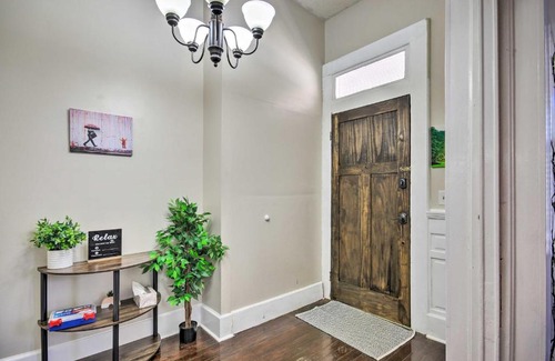 Olde Town Augusta Apartment | Bright Augusta Vacation Rental, 2 Mi to Riverwalk!