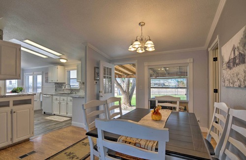 Piute County House | Bright & Beautiful Home, Explore Nat'l Parks!