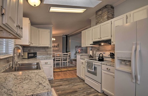 Piute County House | Bright & Beautiful Home, Explore Nat'l Parks!
