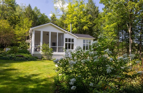 Lenox House | Bright & beautiful lakefront retreat. 5 minute walk to Tanglewood!