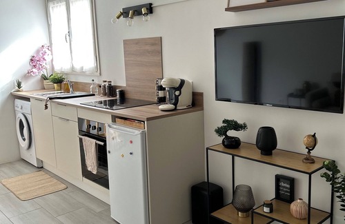 Seillans Apartment | Bright, brand-new apartment close to the town center.