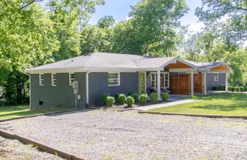 Franklin House | Bright Bungalow Country Dream Retreat