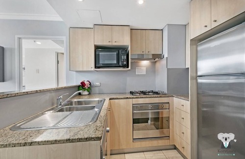 Haymarket Apartment | Bright Central 2-Bedroom Apartment with City Views
