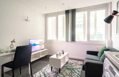 Preston Apartment | Bright Central Preston 1 Bedroom Apartment