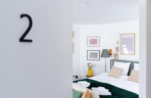 Sint-Gillis Apartment | Bright & Charming Apartment in Brussels, Heart of Saint-Gilles