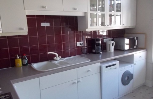 West Kensington Apartment | Bright, cheerful, comfortable 2-bedroom Kensington Flat