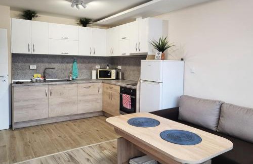 Varna Apartment | Bright City Apartment Varna