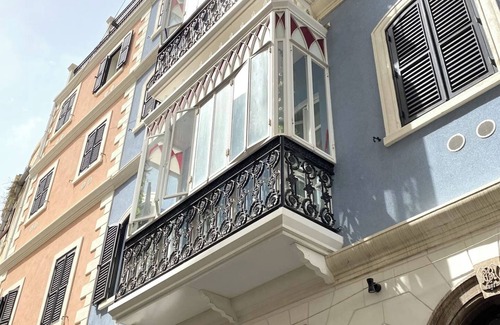 Gibraltar Apartment | Bright City Centre Studio