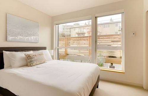 West Queen Anne House | Bright & Clean 3br Queen Anne Townhouse | Sophari
