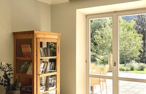 Neuhaus Condo | bright, comfortable with terrace and garden, sauna