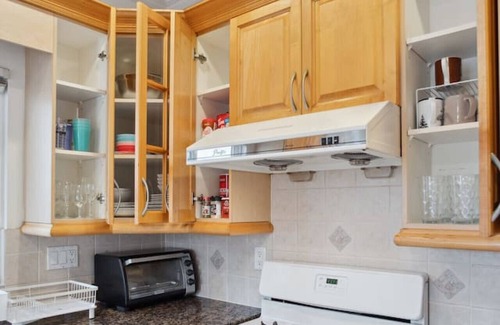 Sunset House | Bright & Comfy 3BR Home | Ideal for Families