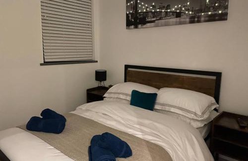 Cwmbrwla Apartment | Bright & Cosy Retreat in Swansea