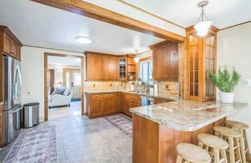 Littleton House | Bright & Cozy House Centennial/Littleton 3 Bed/3 Bath