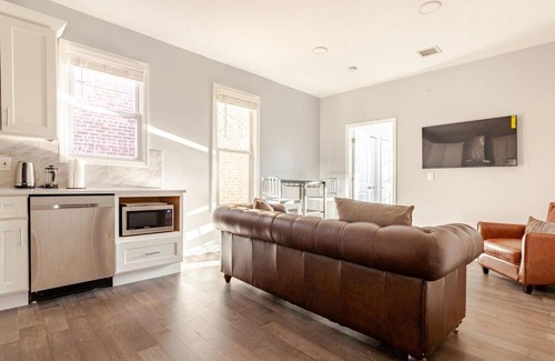 McGinley Square Apartment | Bright & Cozy Jersey City Retreat