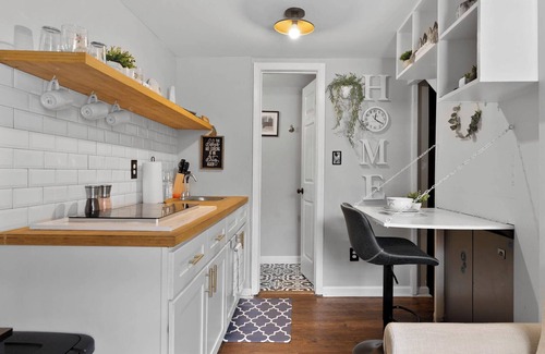 Southwest Raleigh Apartment | Bright & Cozy Raleigh Spot