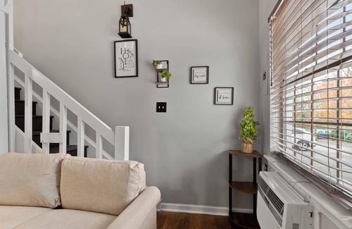 Southwest Raleigh Apartment | Bright & Cozy Raleigh Spot