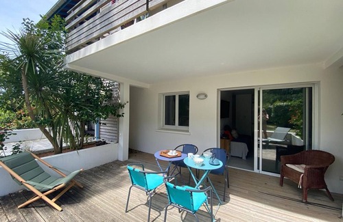 Capbreton Apartment | Bright & Cozy T2 Apartment, 400m from Beach, South-Facing Terrace, Sleeps 4!