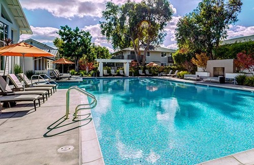 Cupertino Apartment | Bright Cupertino 1BR w/Pool, Cinema, Gym, walk to Shops, by Blueground
