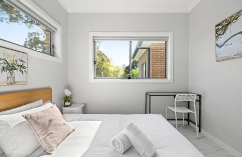 Ryde House | Bright Detached Double Room - Near Top Ryde City Shared Amenities