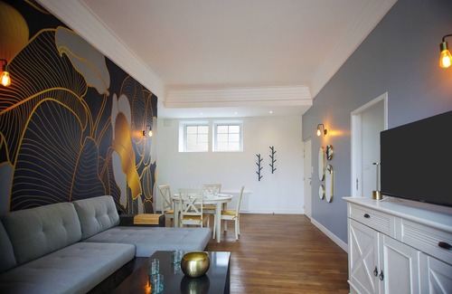 Lucon Apartment | Bright downtown apartment with terrace